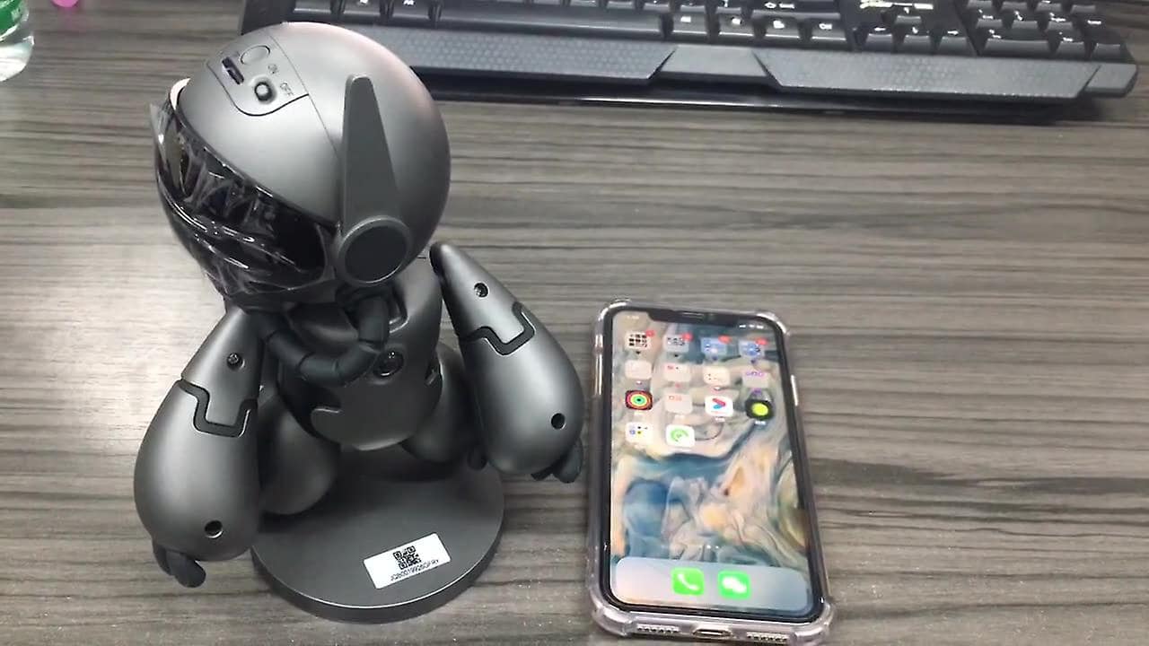 ربات نگهبان Smart camera با قابلیت اتصال به موبایل